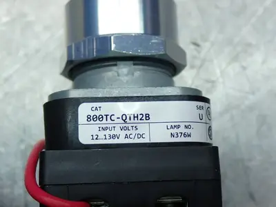 NEW ALLEN BRADLEY 800TCQTH2B