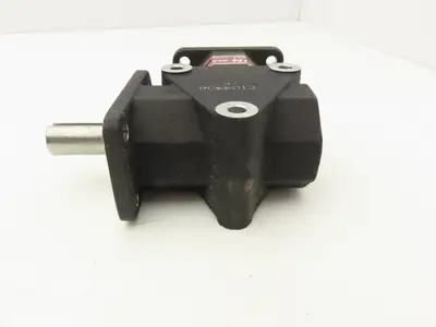 Crown C108806 Zero Max Gear Drive 1:1 Ration 5/8" Shaft 2 Way Right Angle