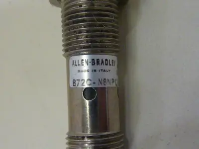 USED ALLEN BRADLEY 872C-N8NP12-D4 SER A