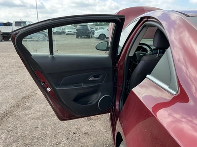 USED 2015 CHEVROLET CRUZE