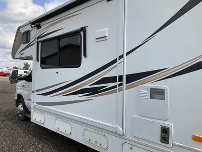 Used 2017 WINNEBAGO MINI WINNIE Campers, Caravans, Motorhomes Michigan US | Miedema Asset Management Group #1423583