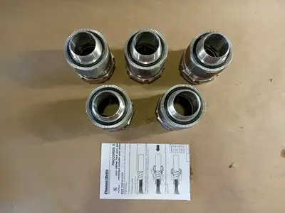 NEW THOMAS & BETTS ST150-473