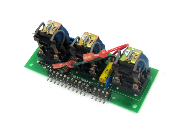 Used CROWN 102977 I/O Boards & Replacement Parts | Industrial Parts R Us Inc. #360026