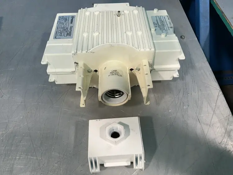Used 2004 APPLETON ELECTRIC COMPANY GHB711HMT Lighting Ohio US | HGR 24 #1478132