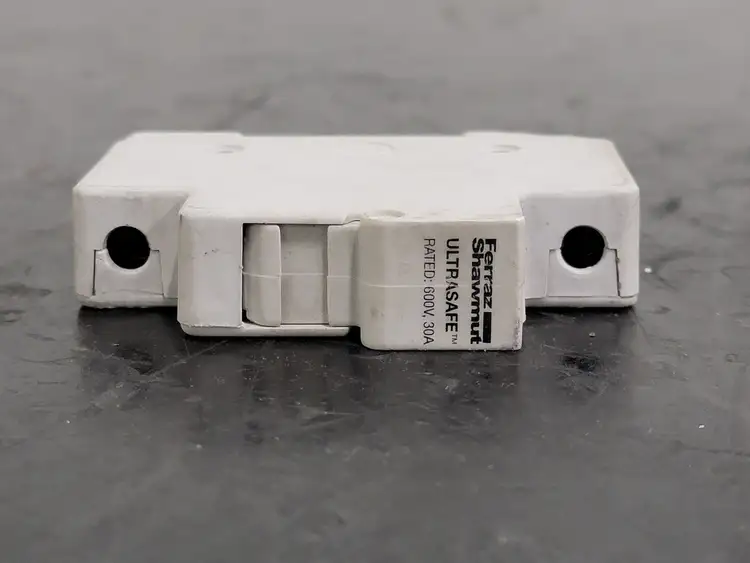 Used FERRAZ SHAWMUT USM1 Misc Electrical & Power Parts British Columbia CA | Lenmark #254636