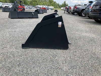 Used TOMAHAWK 60" SNOW/ MULCH BUCKET Skid Steer Buckets Michigan US | Miedema Asset Management Group #1342436
