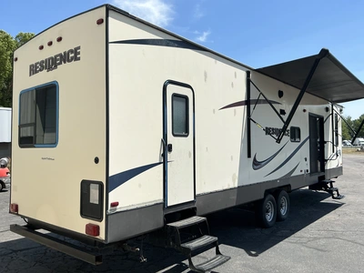Used 2016 KEYSTONE RESIDENCE 4051FL Campers, Caravans, Motorhomes Michigan US | Miedema Asset Management Group #1327788
