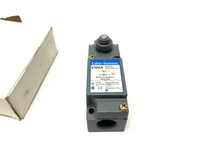 USED EATON CUTLER-HAMMER PLUNGER LIMIT SWITCH SURFACE MOUNT NEMA HEAVY DUTY