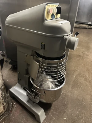 174-0178 Globe SP10 10 Qt Planetary Mixer