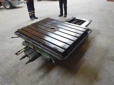 USED ZM TURNTABLE