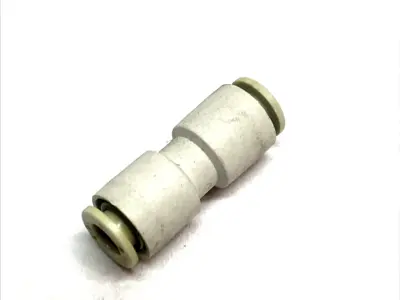 USED SMC ONE-TOUCH STRAIGHT UNION FITTING 6MM TUBE LOT OF 25