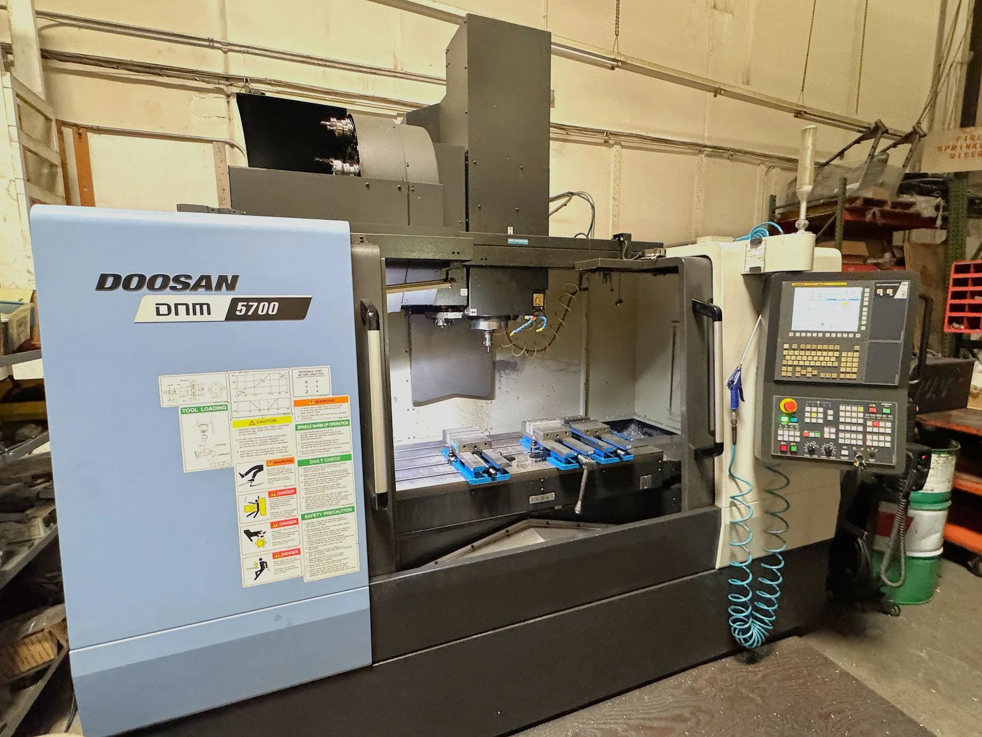 Used 2017 DOOSAN DNM 5700 Vertical Machining Centers Maryland US | Clark Machinery Sales, LLC #1362014