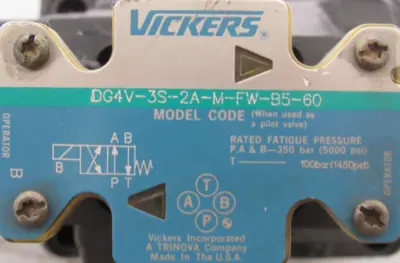 NEW VICKERS 02-126462 SOLENOID VALVE DG5S-8-2A-T-M-FW-B5-30 DG4V3S2AMFWB560