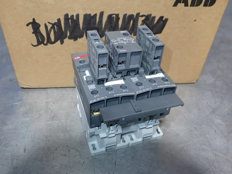 New | in-Stock ABB AF26 / 1SBX205311R1122 PLC Contactors Ohio US | HGR 24 #787041