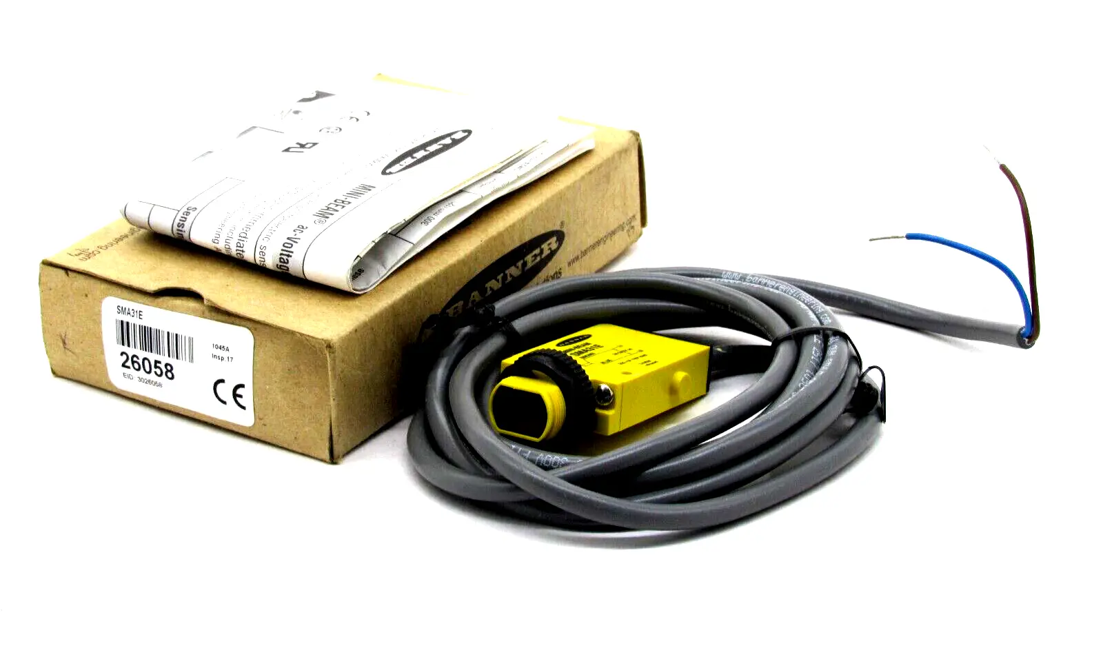 NEW BANNER ENGINEERING SMA31E PHOTOELECTRIC SENSOR 26058