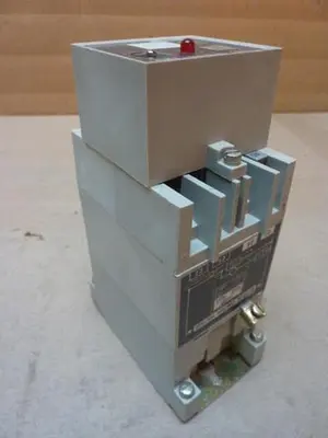 USED ALLEN BRADLEY 700-RT00N000A1 SER B