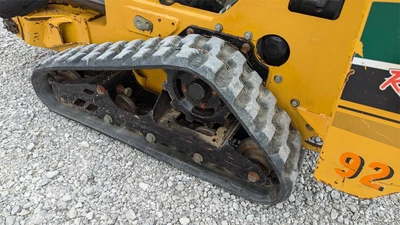 USED 2015 VERMEER RTX250