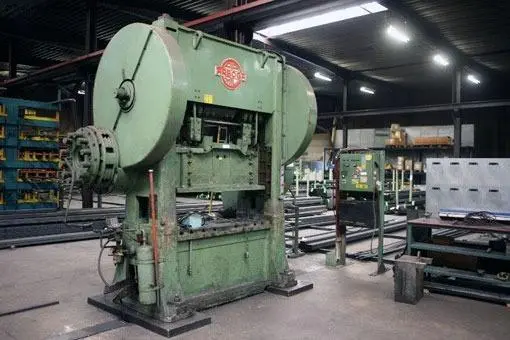 Used ARBOGA 250 TON H-Frame Presses BE | Apt International N.V #362402