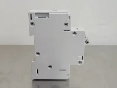 USED ALLEN-BRADLEY 1492-CB1 G050