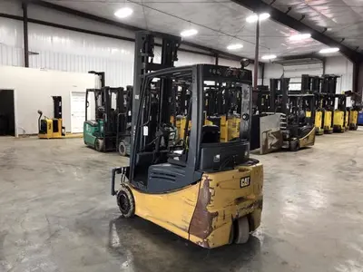 USED 2015 CAT 2ET3500
