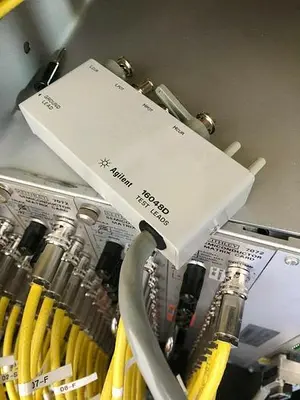 KEITHLEY 707A SWITCHING MATRIX WITH 7072 SEMICONDUCTOR MATRIX CARD plug ins