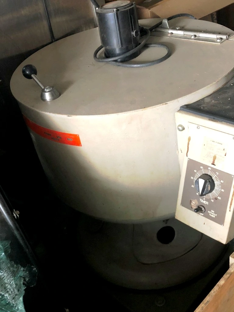 Damon-IEC K lab centrifuge.