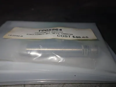 NEW OMRON E2E2X5MC1M1