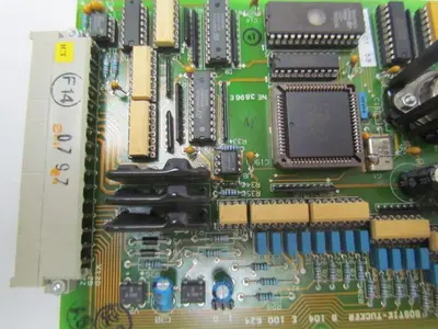 Emhart Warren Bostik Tucker B104 E100 624 PC CPU board