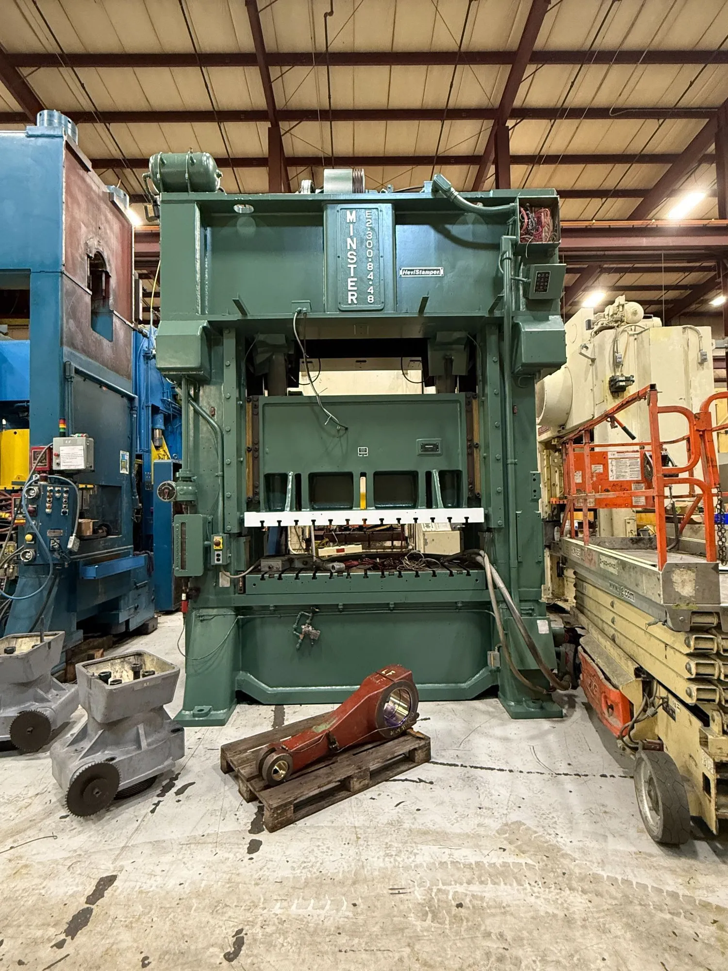 USED MINSTER E2-300 HEVISTAMPER
