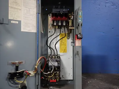 USED SQUARE D SBG 11