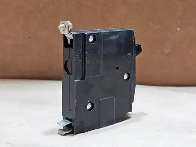 Used SQUARE D QO130 Switchgears British Columbia CA | Lenmark #1438622