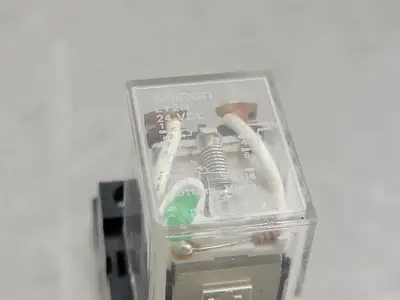 USED OMRON IEC225