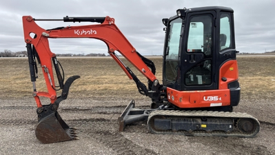 USED 2021 Kubota U35-4