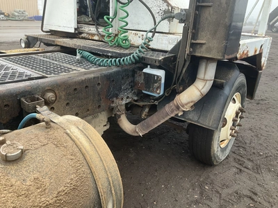 USED 2008 OTTAWA 4X2 YARD SPOTTER