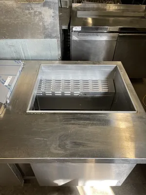 174-0117 Continental SW60 60” Pan Rail Self Contained Prep Table Cooler