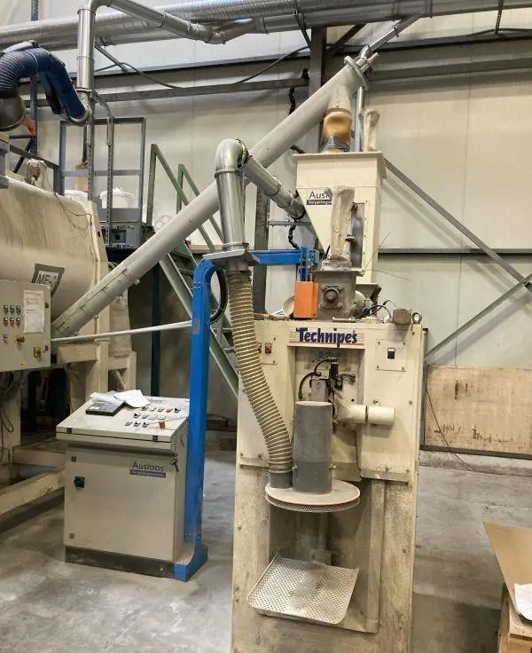 Used TECHNIPIPES WHEIGING BAGGING MACHINE  MTC 130/ EL Blowers BE | Apt International N.V #362687