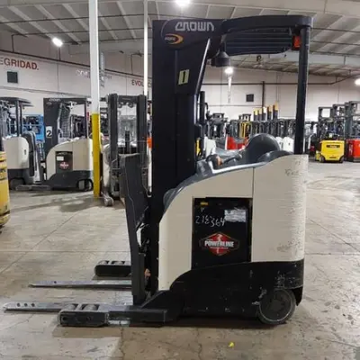 USED 2016 CROWN RR5725-45