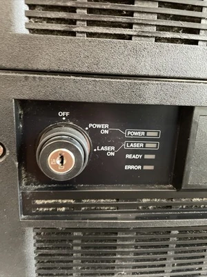 USED KEYENCE MD-V9900FA