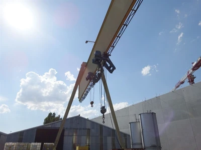 USED DEMAG 10T + 20T X 50 METER