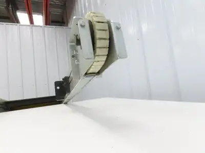 NKE CSB89A-PS-500-1255-180-90W-3 Plastic Chain Conveyor 2-Row 220V 3PH 20"x55"