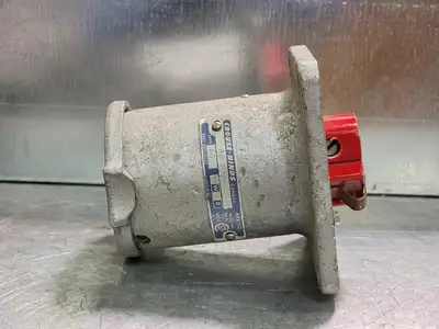 USED CROUSE-HINDS AR632