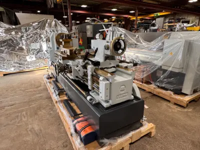 STANKO LA560x2000 Manual Lathe