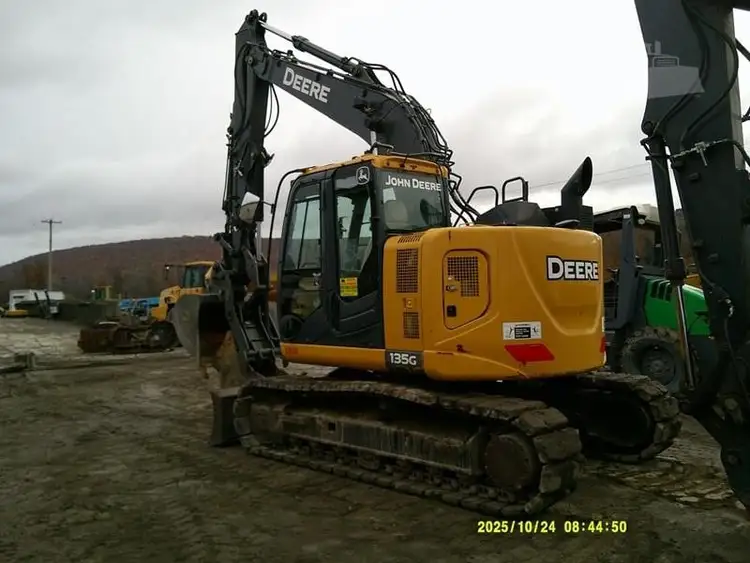 Used 2018 DEERE 135G Excavators New York US | Beck Equipment #1509281