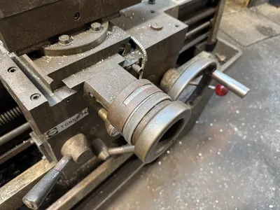 COLCHESTER TRIUMPH 2000 Lathes | Bowland Trading Ltd (4)