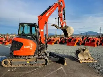 USED 2021 Kubota U55-5