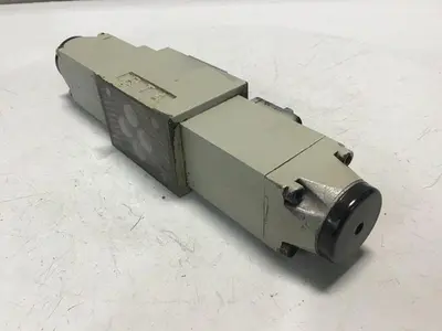 USED REXROTH 4WE6J51/AG24N9K4V