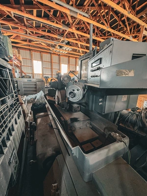 1983 GRAND RAPIDS 560 Reciprocating Surface Grinders | Elevation Machine (6)