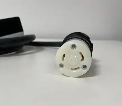 NEW HUBBELL FEMALE HBL2623  TO MALE P-5145 ANGLE STRAIGHT PLUG BLADE PLUG