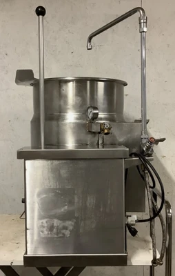 152-0325 Cleveland KGT12T 12 Gallon Countertop Gas Kettle