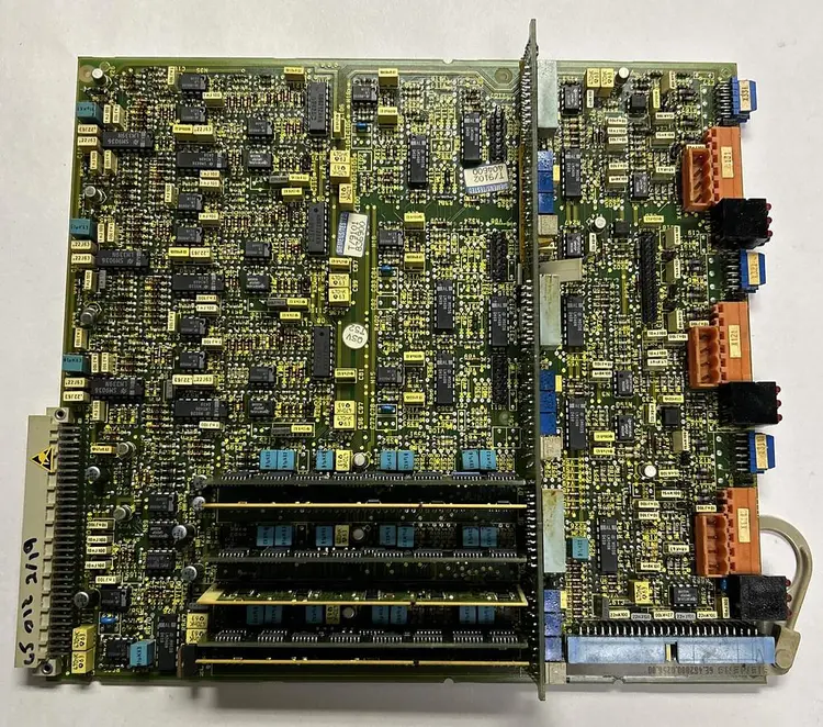Used SIEMENS 6SC6-100-0NA21 Industrial Controls Ohio US | Surplus Asset Holdings #1242288